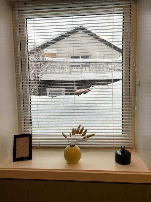 Aurora Apartment Very Close To Cable Car And Sherpatrappa Tromso Bagian luar foto